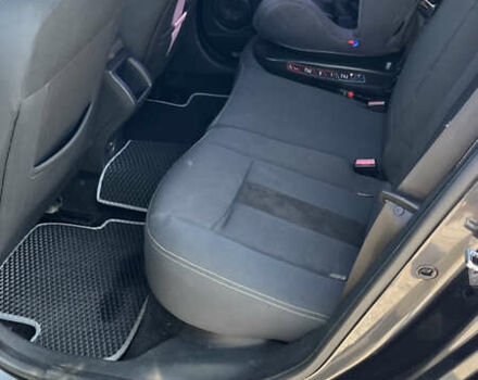 Рено Меган 2009 в Лозовой на Automoto.ua Рено Меган, объемом двигателя 1.5 л и пробегом 301 тыс. км за 7000 $, фото 9 на Automoto.ua