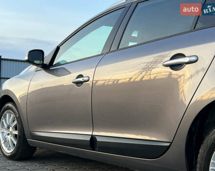 Рено Меган, объемом двигателя 1.4 л и пробегом 154 тыс. км за 6200 $, фото 16 на Automoto.ua