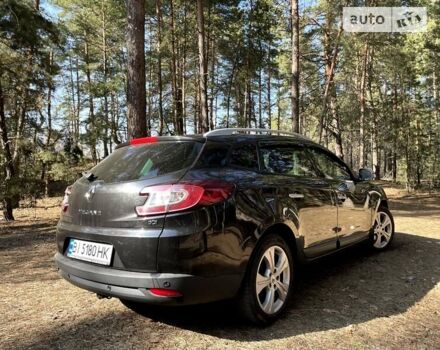 Рено Меган, объемом двигателя 1.46 л и пробегом 252 тыс. км за 7500 $, фото 4 на Automoto.ua