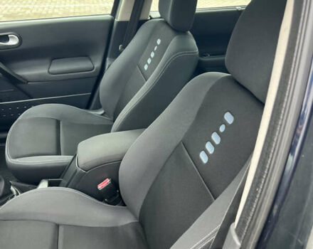 Рено Меган, объемом двигателя 2 л и пробегом 264 тыс. км за 5850 $, фото 18 на Automoto.ua