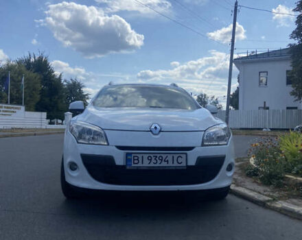 Рено Меган, объемом двигателя 1.46 л и пробегом 247 тыс. км за 7800 $, фото 2 на Automoto.ua