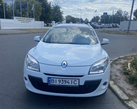 Рено Меган, объемом двигателя 1.46 л и пробегом 247 тыс. км за 7800 $, фото 1 на Automoto.ua