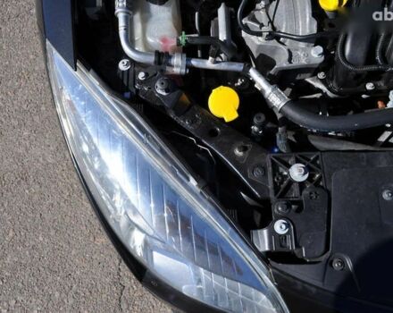 Рено Меган 2009 у Києві на Automoto.ua Рено Меган, об'ємом двигуна 1.6 л та пробігом 146 тис. км за 7300 $, фото 27 на Automoto.ua