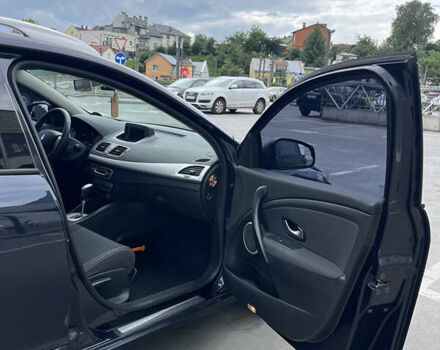 Рено Меган, объемом двигателя 1.46 л и пробегом 275 тыс. км за 7000 $, фото 7 на Automoto.ua