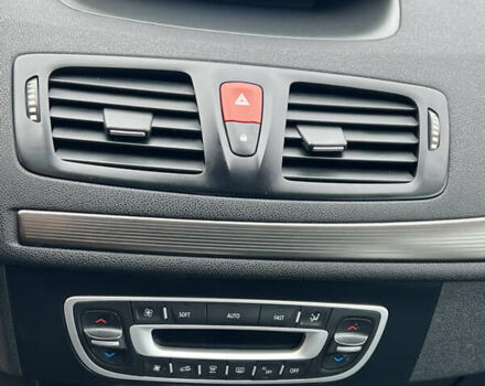 Рено Меган, объемом двигателя 1.6 л и пробегом 216 тыс. км за 6800 $, фото 31 на Automoto.ua