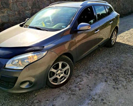 Рено Меган, объемом двигателя 1.4 л и пробегом 1000 тыс. км за 5800 $, фото 1 на Automoto.ua