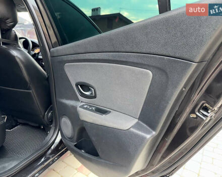 Рено Меган, объемом двигателя 1.5 л и пробегом 278 тыс. км за 6400 $, фото 67 на Automoto.ua