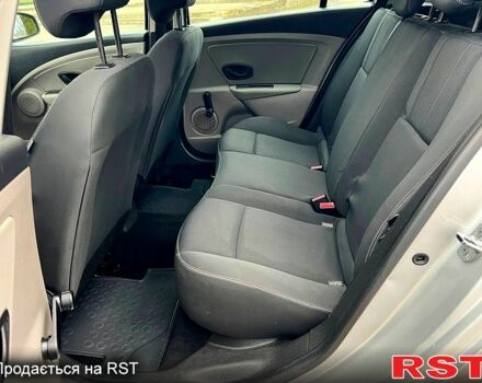 Рено Меган, об'ємом двигуна 1.6 л та пробігом 164 тис. км за 6799 $, фото 7 на Automoto.ua