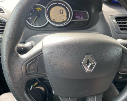 Рено Меган, объемом двигателя 1.46 л и пробегом 186 тыс. км за 6500 $, фото 9 на Automoto.ua