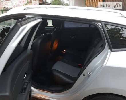 Рено Меган, объемом двигателя 1.5 л и пробегом 210 тыс. км за 7200 $, фото 11 на Automoto.ua