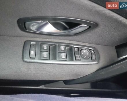 Рено Меган, объемом двигателя 1.6 л и пробегом 180 тыс. км за 7300 $, фото 14 на Automoto.ua