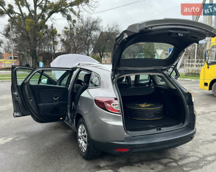 Рено Меган, объемом двигателя 1.6 л и пробегом 216 тыс. км за 6800 $, фото 57 на Automoto.ua