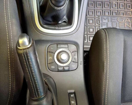 Рено Меган, объемом двигателя 1.4 л и пробегом 1000 тыс. км за 5800 $, фото 3 на Automoto.ua