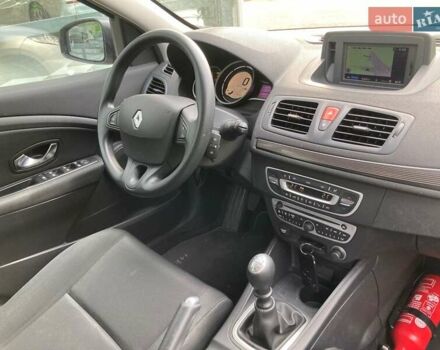 Рено Меган, объемом двигателя 1.46 л и пробегом 265 тыс. км за 6600 $, фото 15 на Automoto.ua