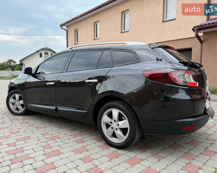 Рено Меган, объемом двигателя 1.5 л и пробегом 278 тыс. км за 6400 $, фото 7 на Automoto.ua