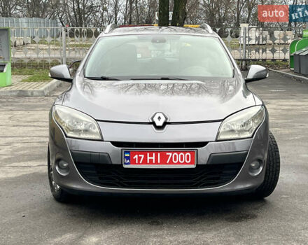 Рено Меган, объемом двигателя 1.6 л и пробегом 216 тыс. км за 6800 $, фото 2 на Automoto.ua