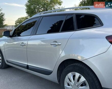 Рено Меган, объемом двигателя 1.5 л и пробегом 220 тыс. км за 7650 $, фото 5 на Automoto.ua