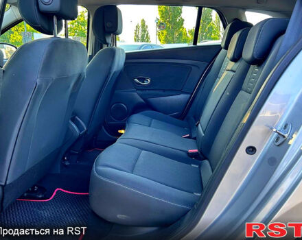 Рено Меган, объемом двигателя 1.5 л и пробегом 200 тыс. км за 7300 $, фото 10 на Automoto.ua