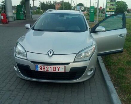 Рено Меган, объемом двигателя 1.46 л и пробегом 265 тыс. км за 6600 $, фото 2 на Automoto.ua