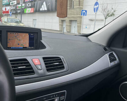 Рено Меган, объемом двигателя 1.46 л и пробегом 275 тыс. км за 7000 $, фото 24 на Automoto.ua