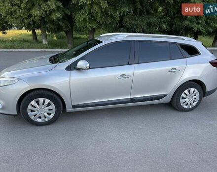 Рено Меган, объемом двигателя 1.5 л и пробегом 220 тыс. км за 7650 $, фото 17 на Automoto.ua