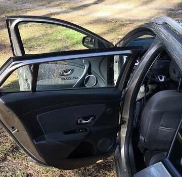 Рено Меган, об'ємом двигуна 1.5 л та пробігом 224 тис. км за 7500 $, фото 18 на Automoto.ua