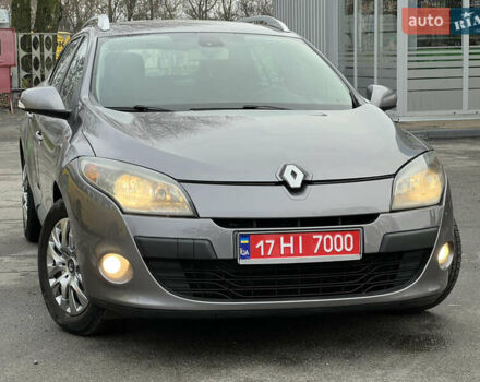 Рено Меган, объемом двигателя 1.6 л и пробегом 216 тыс. км за 6800 $, фото 59 на Automoto.ua