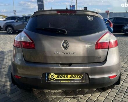 Рено Меган, объемом двигателя 1.5 л и пробегом 289 тыс. км за 7200 $, фото 5 на Automoto.ua