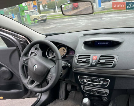 Рено Меган, объемом двигателя 1.6 л и пробегом 216 тыс. км за 6800 $, фото 47 на Automoto.ua