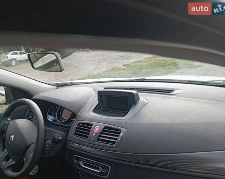 Рено Меган, объемом двигателя 1.6 л и пробегом 245 тыс. км за 7450 $, фото 5 на Automoto.ua