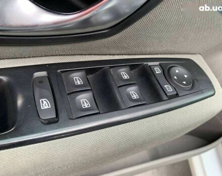 Рено Меган, объемом двигателя 1.5 л и пробегом 283 тыс. км за 7490 $, фото 15 на Automoto.ua