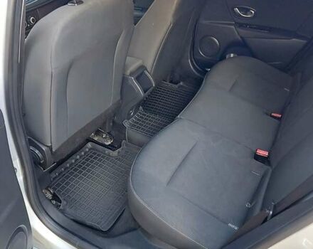 Рено Меган, объемом двигателя 1.5 л и пробегом 320 тыс. км за 7900 $, фото 14 на Automoto.ua
