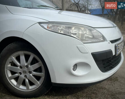 Рено Меган, объемом двигателя 1.87 л и пробегом 205 тыс. км за 7000 $, фото 6 на Automoto.ua