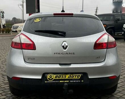 Рено Меган, объемом двигателя 1.5 л и пробегом 260 тыс. км за 7200 $, фото 5 на Automoto.ua