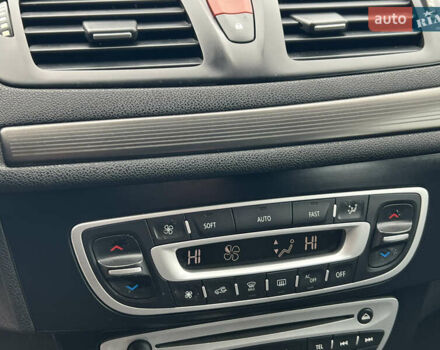 Рено Меган, объемом двигателя 1.6 л и пробегом 216 тыс. км за 6800 $, фото 33 на Automoto.ua