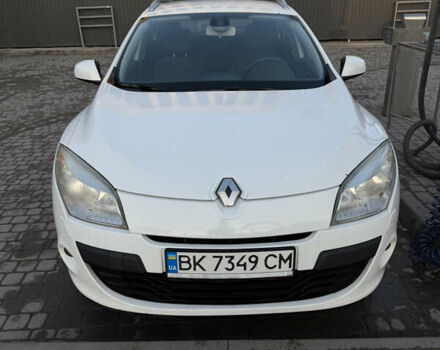 Рено Меган, объемом двигателя 1.5 л и пробегом 280 тыс. км за 6500 $, фото 1 на Automoto.ua