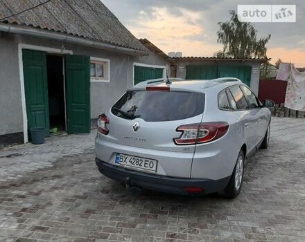 Рено Меган, объемом двигателя 1.5 л и пробегом 210 тыс. км за 7200 $, фото 14 на Automoto.ua