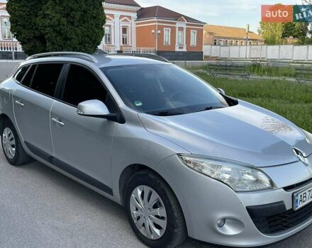 Рено Меган, объемом двигателя 1.5 л и пробегом 220 тыс. км за 7650 $, фото 4 на Automoto.ua