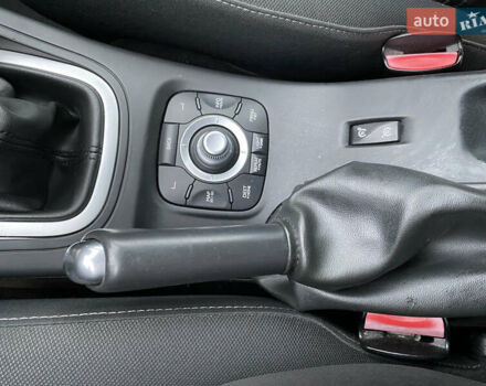 Рено Меган, объемом двигателя 1.9 л и пробегом 247 тыс. км за 6100 $, фото 5 на Automoto.ua