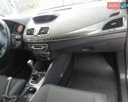 Рено Меган, объемом двигателя 1.5 л и пробегом 241 тыс. км за 6750 $, фото 12 на Automoto.ua