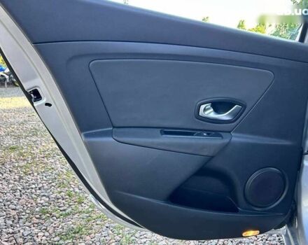 Рено Меган, объемом двигателя 1.5 л и пробегом 200 тыс. км за 7300 $, фото 27 на Automoto.ua