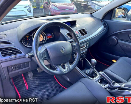 Рено Меган, объемом двигателя 1.5 л и пробегом 200 тыс. км за 7300 $, фото 9 на Automoto.ua