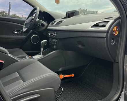 Рено Меган, объемом двигателя 1.46 л и пробегом 275 тыс. км за 7000 $, фото 8 на Automoto.ua