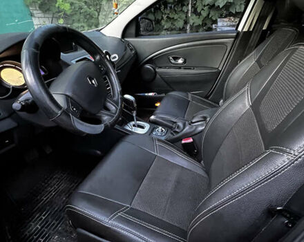 Рено Меган, объемом двигателя 1.46 л и пробегом 186 тыс. км за 7500 $, фото 35 на Automoto.ua