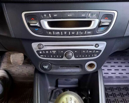 Рено Меган, объемом двигателя 1.4 л и пробегом 1000 тыс. км за 5800 $, фото 5 на Automoto.ua