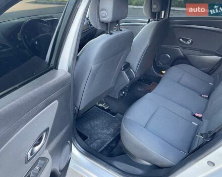 Рено Меган, объемом двигателя 1.5 л и пробегом 220 тыс. км за 7650 $, фото 9 на Automoto.ua