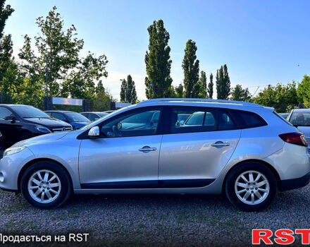 Рено Меган, объемом двигателя 1.5 л и пробегом 200 тыс. км за 7300 $, фото 7 на Automoto.ua