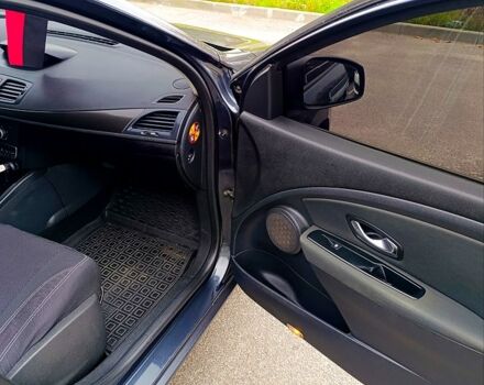 Рено Меган, объемом двигателя 1.5 л и пробегом 261 тыс. км за 6900 $, фото 8 на Automoto.ua