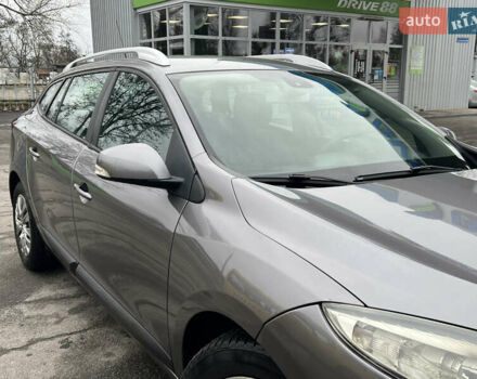 Рено Меган, объемом двигателя 1.6 л и пробегом 216 тыс. км за 6800 $, фото 18 на Automoto.ua