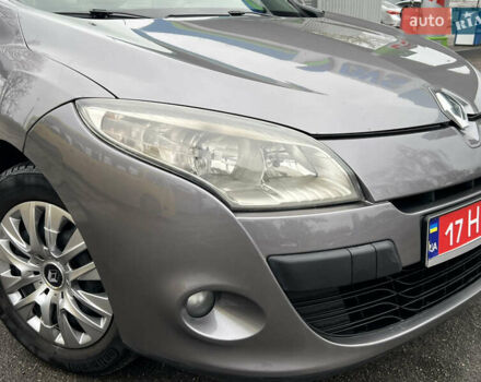 Рено Меган, объемом двигателя 1.6 л и пробегом 216 тыс. км за 6800 $, фото 17 на Automoto.ua